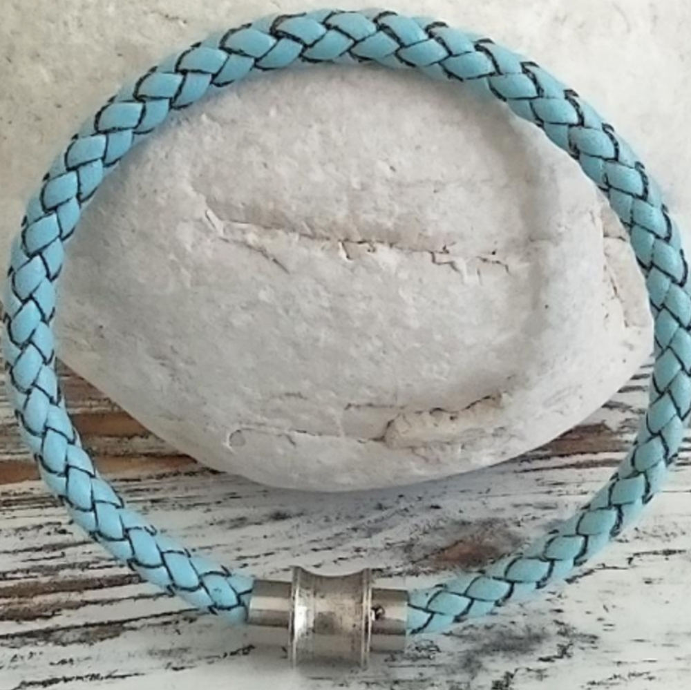 Vintage Color Leather Bracelet with a Stainless Steel Magnetic Clasp, Unisex
